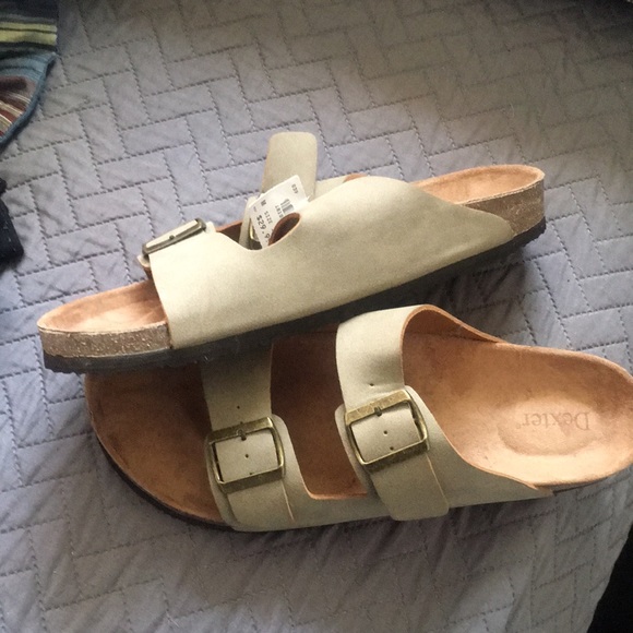 Dexter - Picture 7 of 7